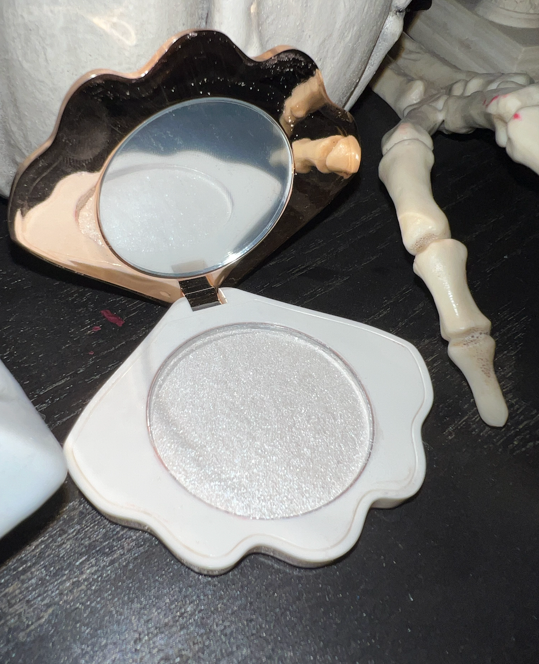 Apparition Ghost Highlighters