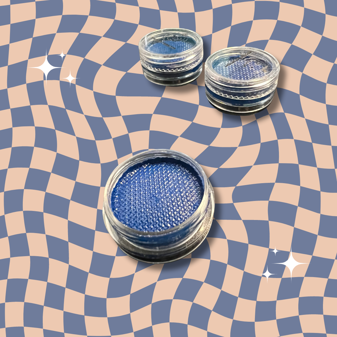 Frightening Eyeliner Cake